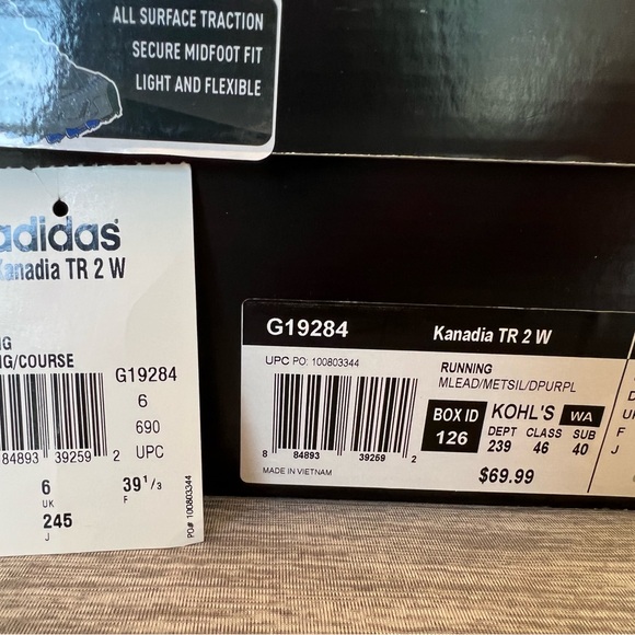 Adidas Kanadia TR 2 size 7.5 Great condition. - Picture 5 of 5
